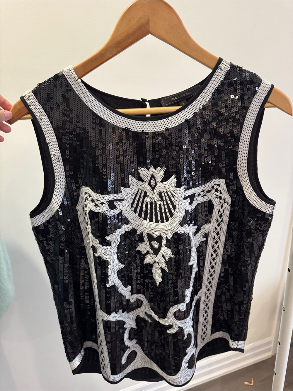 BCBG MAXAZRIA Sequined Black Sleeveless Dress Top